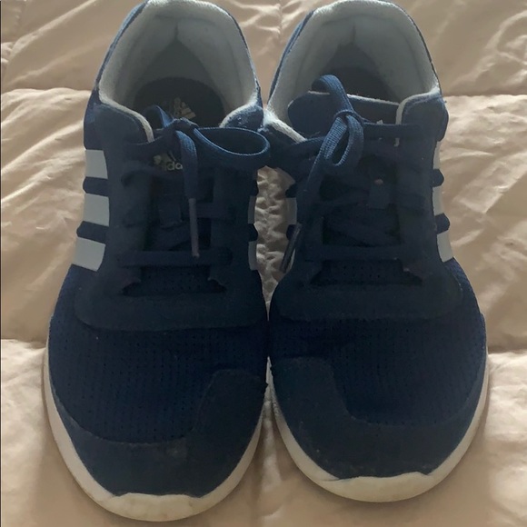 navy blue adidas cloudfoam